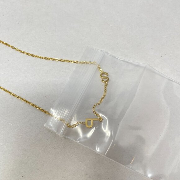 Custom Goods Co S & P Letter Necklace Gold Tone Gift Box‎ New Minimal Dainty - Picture 3 of 6